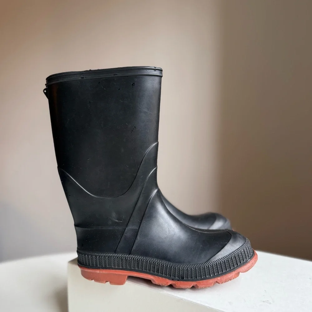 Rubber Rain Boots Made in Canada Kids Size 2 Unisex Waterproof Premium Heavy